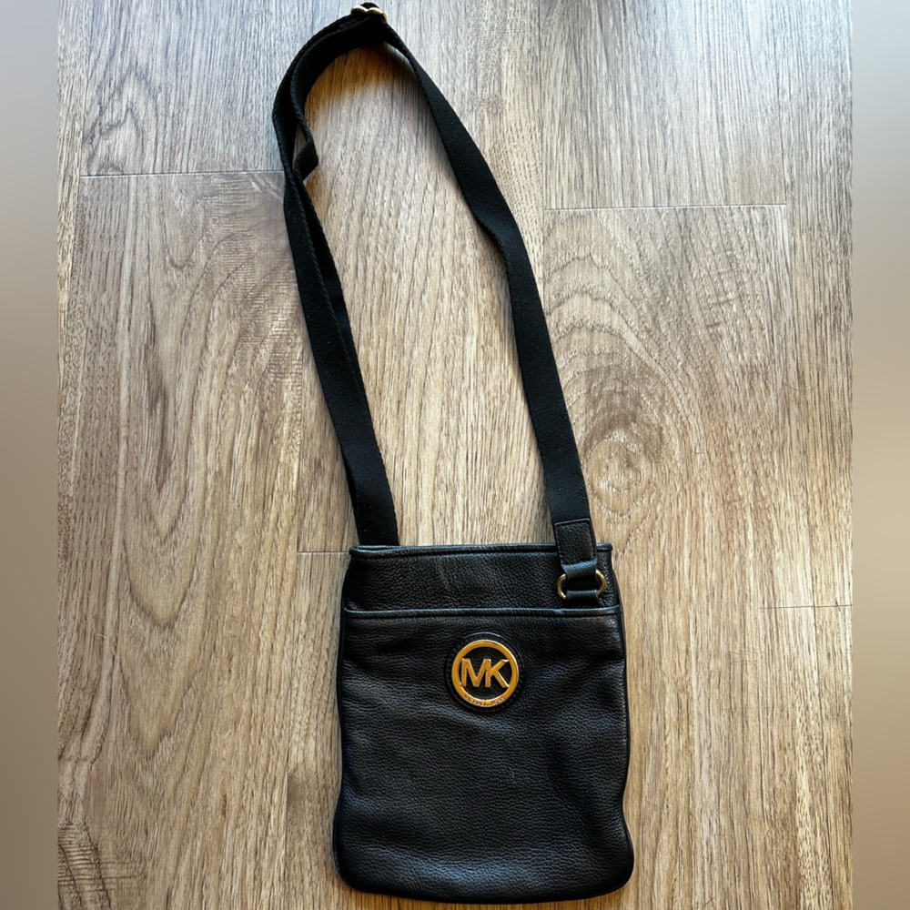 Michael Kors Black Fulton Leather Crossbody w/ Wide Web Shoulder Strap